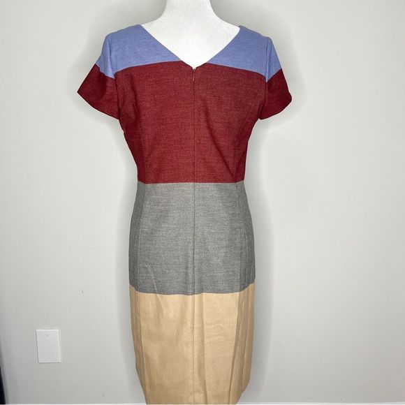Etcetera Blue, Red, Gray & Beige Tan Color Block Shift Knit Dress in Size 8 - Picture 5 of 7